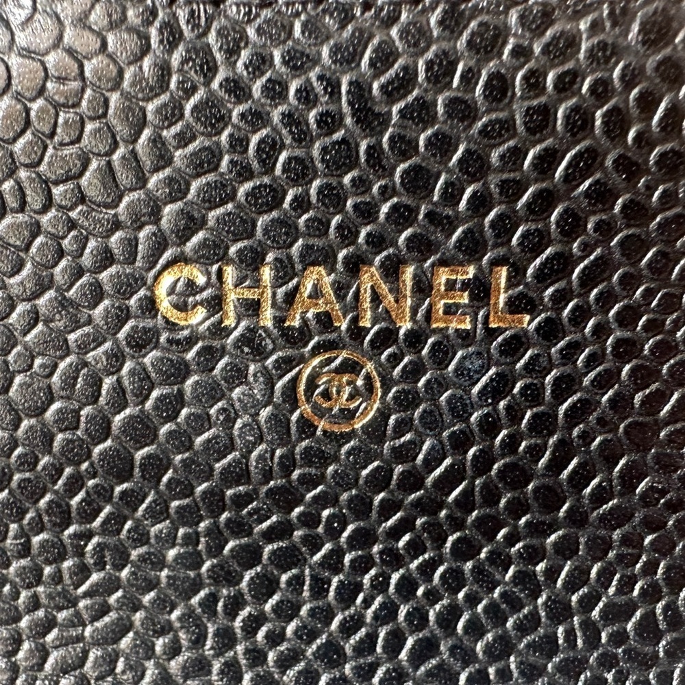 🎉2xHP ‼️CHANEL Flap Card Case- gold HW Black caviar EUC - Picture 11 of 13
